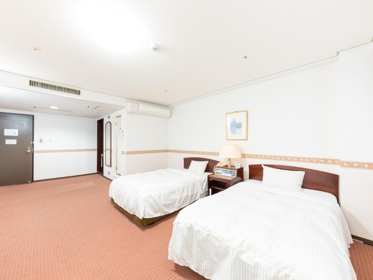 Amuze Hotel Sakuragicho Toyama Station Esterno foto